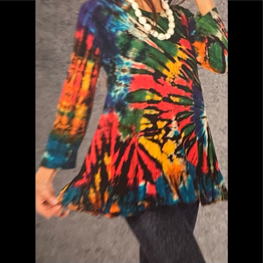 NWT.  Tye Dye Hippie, Boho Sacred Threads Blouse Onesize.  CL/GR - Picture 7 of 7